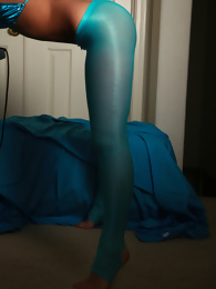 Kari Sweets in Turquoise Tights